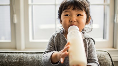 Read more about the article Когато детето се храни само с мляко